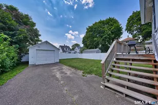30 Melrose Ave, Waterbury, CT 06705 - Photo 34
