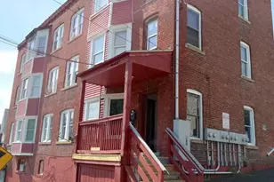 121 Lounsbury St, Waterbury, CT 06706 - Photo 1