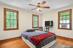 5 Parmalee Park Pl, Newtown, CT 06470 - Photo 12