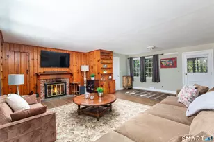 829 Scofieldtown Rd, Stamford, CT 06903 - Photo 14