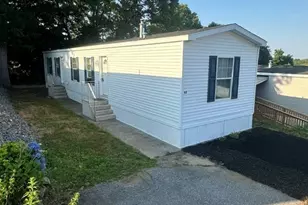 435 High St, Groton, CT 06355 - Photo 1