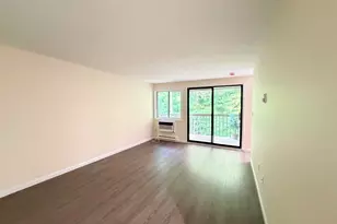 7 Padanaram Rd, Danbury, CT 06811 - Photo 2