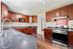 43 Wallace St, West Haven, CT 06516 - Photo 8