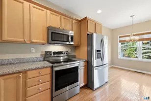 19 Turnberry Ln, Bloomfield, CT 06002 - Photo 16