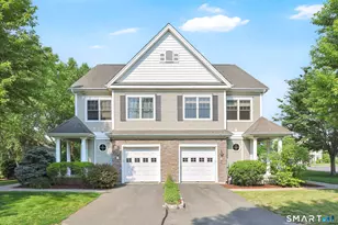 19 Turnberry Ln, Bloomfield, CT 06002 - Photo 2