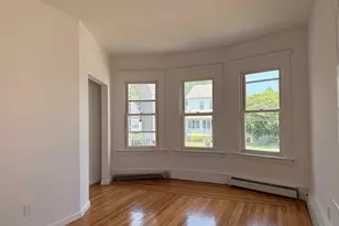 133 Gerrish Ave, East Haven, CT 06512 - Photo 8