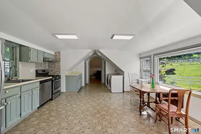723 Riverbank Road #Garage Cottage, Stamford, CT 06903 - Photo 4