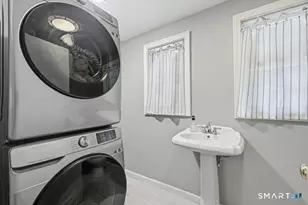 6 David Dr, Simsbury, CT 06070 - Photo 24