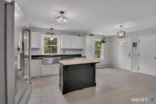 21 Penee Ln, Colchester, CT 06415 - Photo 6