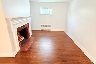 8 Locust St, New Britain, CT 06051 - Photo 8