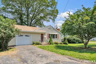 82 Crown St, Trumbull, CT 06611 - Photo 1