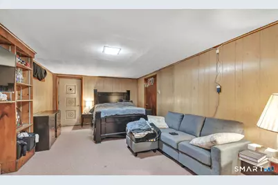 82 Crown Street, Trumbull, CT 06611 - Photo 16