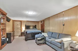 82 Crown St, Trumbull, CT 06611 - Photo 16