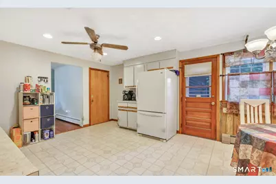 82 Crown Street, Trumbull, CT 06611 - Photo 10