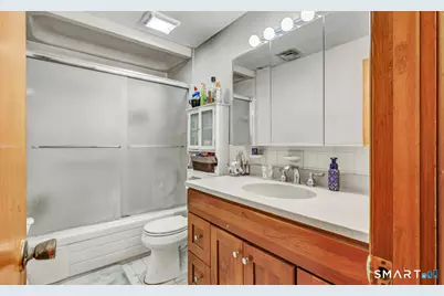 82 Crown Street, Trumbull, CT 06611 - Photo 12