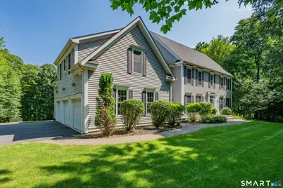 16 Highwood Crossing, Burlington, CT 06013 - Photo 2