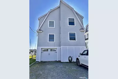 21 Atlantic Avenue, Groton, CT 06340 - Photo 2