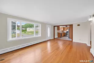 21 Spier Ave, Enfield, CT 06082 - Photo 6