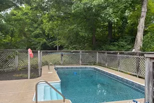 10 Old Waterbury Rd, Middlebury, CT 06762 - Photo 8