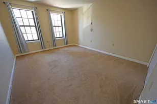 47 Highland St, West Hartford, CT 06119 - Photo 6