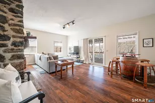 20 Musnug Rd, Danbury, CT 06811 - Photo 6