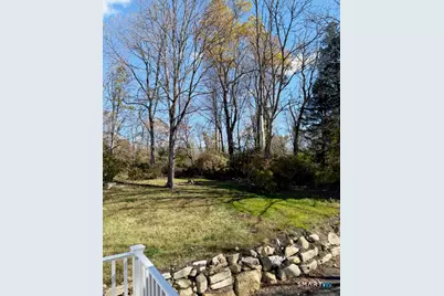 3 Sidecut Road #B, Redding, CT 06896 - Photo 2