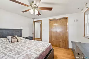37 Roosevelt Ave, West Haven, CT 06516 - Photo 18