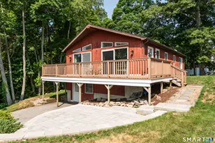 95 Crest Dr, Groton, CT 06355 - Photo 2