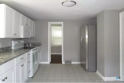1404 West Street, Middlebury, CT 06762 - Photo 2