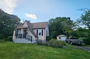 379 Washington St, Bristol, CT 06010 - Photo 2