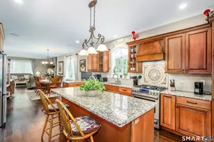 38 Greenridge Dr, Brookfield, CT 06804 - Photo 10