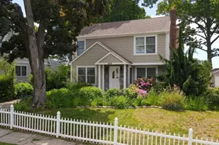 345 Housatonic Dr, Milford, CT 06460 - Photo 1