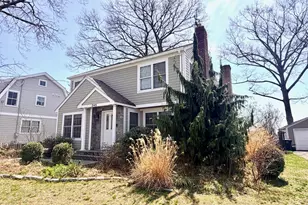 345 Housatonic Dr, Milford, CT 06460 - Photo 4