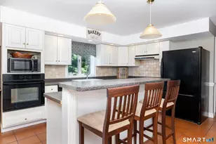 18 South St, Woodbury, CT 06798 - Photo 10