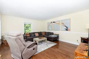18 South St, Woodbury, CT 06798 - Photo 6