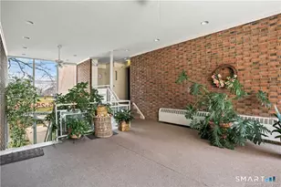 25 Ellsworth St, Bridgeport, CT 06605 - Photo 22