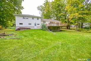 1040 Mountain Rd, Bloomfield, CT 06002 - Photo 26