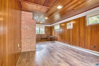 1040 Mountain Road, Bloomfield, CT 06002 - Photo 24