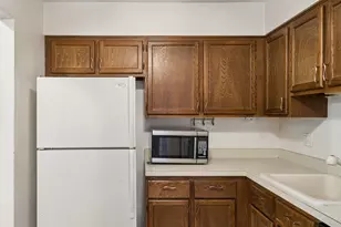 25 Padanaram Rd, Danbury, CT 06811 - Photo 12