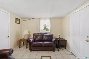 251 Buell St, New Britain, CT 06051 - Photo 18