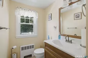 251 Buell St, New Britain, CT 06051 - Photo 32