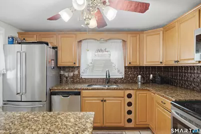 251 Buell Street, New Britain, CT 06051 - Photo 6