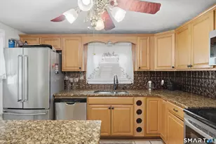 251 Buell St, New Britain, CT 06051 - Photo 6