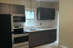 10-12 Clark St, Hartford, CT 06120 - Photo 8
