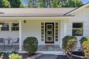 2597 Albany Ave, West Hartford, CT 06117 - Photo 4