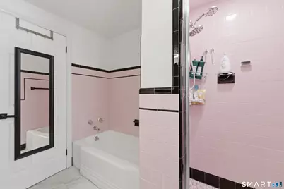 2597 Albany Avenue, West Hartford, CT 06117 - Photo 18