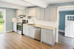 113 Meeting House Ln, Ledyard, CT 06339 - Photo 12