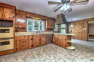 380 Still Hill Rd, Hamden, CT 06518 - Photo 18