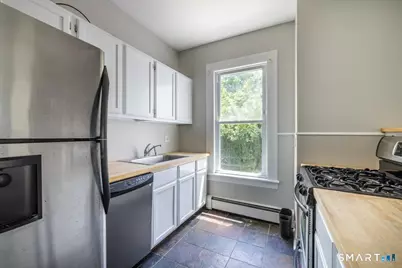 25 Westfield Avenue, Bridgeport, CT 06606 - Photo 14