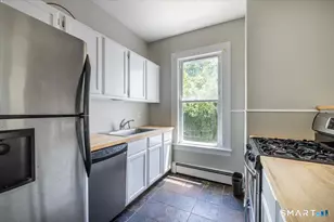 25 Westfield Ave, Bridgeport, CT 06606 - Photo 14